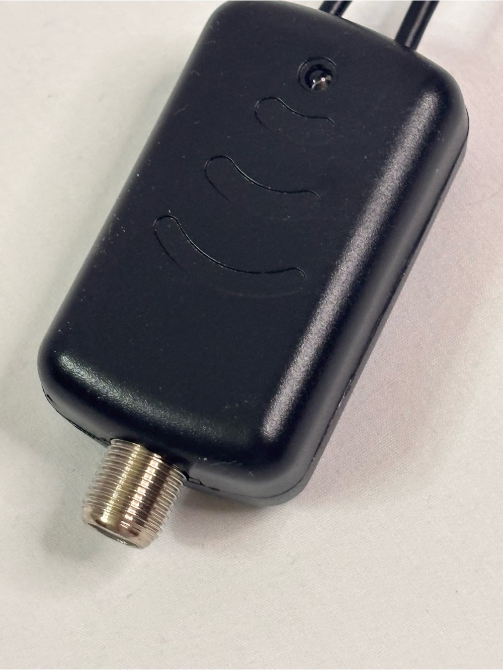 USB-Powered Black Antenna Adapter Cable with Inline Power Module - Picture 5 of 7